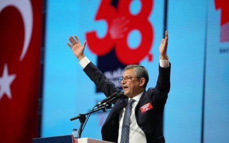 Fehmi Koru, CHP ve Özgür Özel'in tehlikeli bir yola girdini iddia etti!