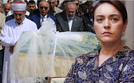 Ezgi Mola'dan Narin Güran'ın Tabutundaki Gelin Duvağına Sert Tepki: Gelin Olarak Hayal Etmeleri Berbat!