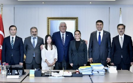 Müsavat Dervişoğlu’na Anlamlı Ziyaret: Türk Gençleri Birliği ve Ülkücü Hareket Temsilcileri Bir Araya Geldi