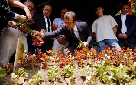 Ekrem İmamoğlu’ndan Şehit Piyade Üsteğmen Ömer Fatih Ayar’a Anlamlı Ziyaret