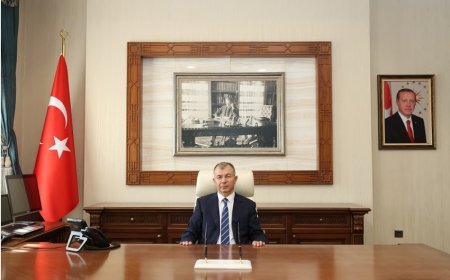Amasya’nın Yeni Valisi Yılmaz Doruk: Tecrübe ve Vizyonla Şehrin Geleceğine Yön Verecek
