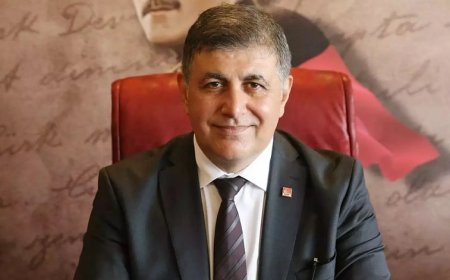 Gazeteci Hasan Tahsin Kocabaş’tan İzmir Büyükşehir Belediye Başkanı Cemil Tugay’a Sert Sorular