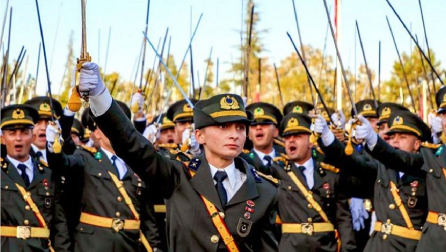 Kılıçlı Yemin Tartışmaları Büyüyor: Teğmen Ebru Eroğlu'nun Kararlı Duruşu