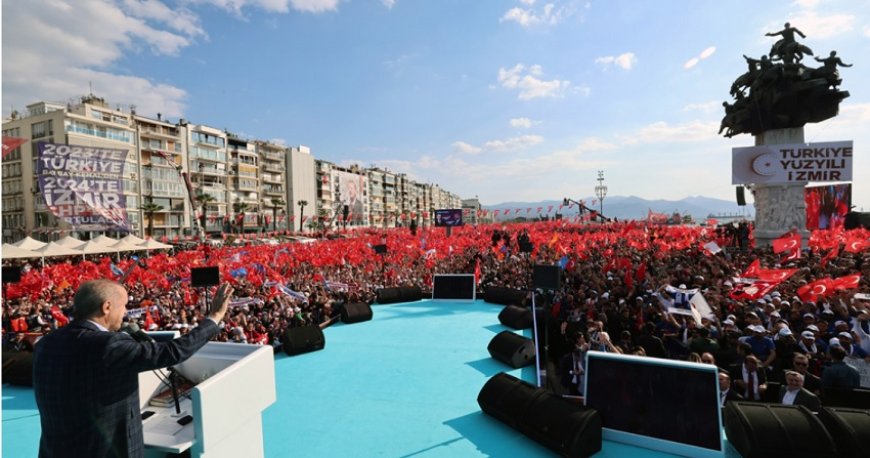 İzmir'de Parti Başarıları İçin İdeal İl Başkanı ve Yönetim Özellikleri: CHP, AKP ve MHP Analizi