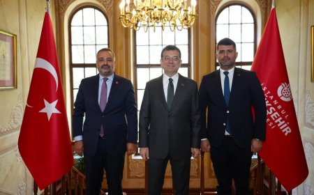 Şenol Aslanoğlu’ndan Ekrem İmamoğlu’na Destek Ziyareti: Asla Yalnız Yürümeyeceksiniz