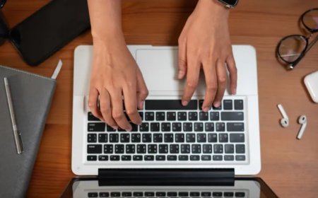 ‘Etki Ajanlığı’ Yasa Teklifi Komisyondan Geçti: Basın Özgürlüğü İçin Tehdit mi?