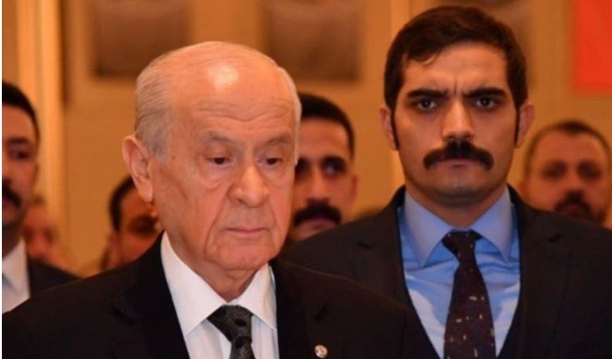 Bahçeli’den ‘Dört Soytarı Muhabir’ Tehdidi, Murat Ağırel’den Yanıt: Keşke Sinan Ateş'in Dosyasını Açıklasa