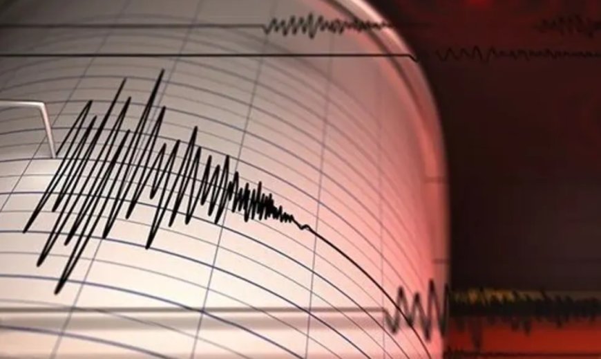 İzmir'de Korkutan Deprem! Ege Denizi Karaburun Açıklarında 4.0 Büyüklüğünde Sarsıntı