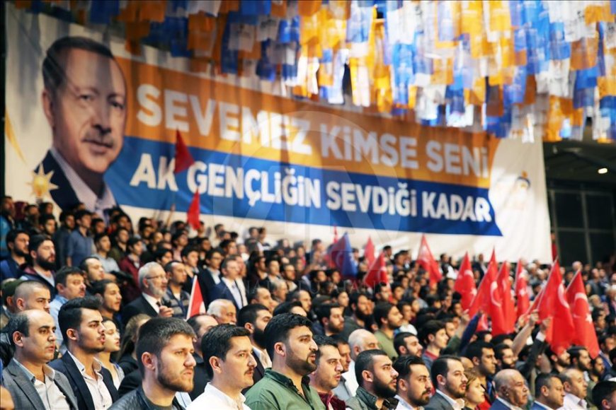 Ak Parti'nin Türkiye Genelinde 81 İlde İl Gençlik Kolları Başkanları