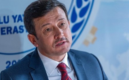 Hamza Dağ'dan 40 Katlı Bina İddialarına Net Yanıt: Şehrin Göbeğine Müsaade Etmeyiz