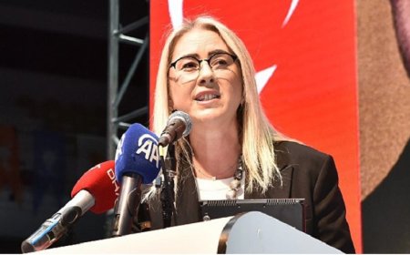 Ak Parti'de Gerilim: İzmir Milletvekili Çankırılı'dan Konak İlçe Başkanı Başdaş'a Sert Eleştiriler