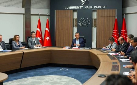 CHP MYK ve PM, 2024’ü Değerlendirmek İçin Toplanıyor