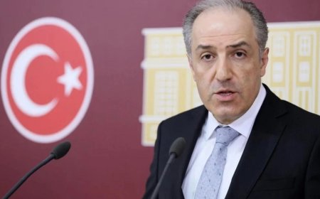 Mustafa Yeneroğlu, DEVA Partisi'nden İstifa Etti