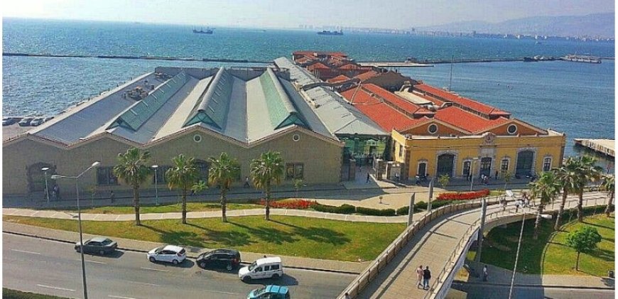 İzmir'de Bir Büyük Skandal Daha: Konak Pier’den 25 Yıldır Büyükşehir'e Tek Kuruş Gelmedi!