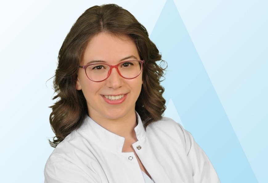 Yılbaşı Sofrasının Tadını Çıkarmanın Sırrı: Sağlıklı ve Dengeli Beslenme