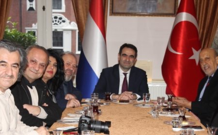 Lahey Büyükelçisi Selçuk Ünal’dan Türk Basınına Yeni Yıl Mesajı