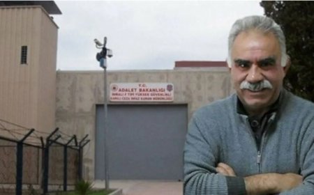 Bahçeli'den Öcalan Çağrısına 5 Gün Sessizlik, Siyasi Gerilim Artıyor