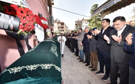 AK Parti'nin Acı Günü: Başkan Köroğlu Hayatını Kaybetti
