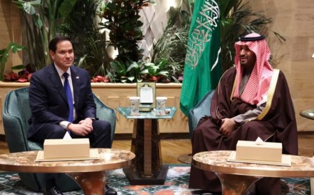 Riyad, ABD’li ve Rus Yetkililerin Ukrayna Görüşmelerine Evsahipliği Yapıyor