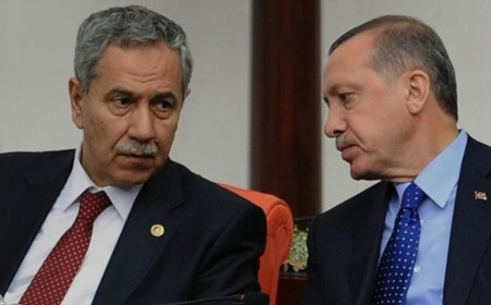 Bülent Arınç’tan AKP’ye Eleştiri: İfade Özgürlüğü Kısıtlandı, İkinci Parti Oldu