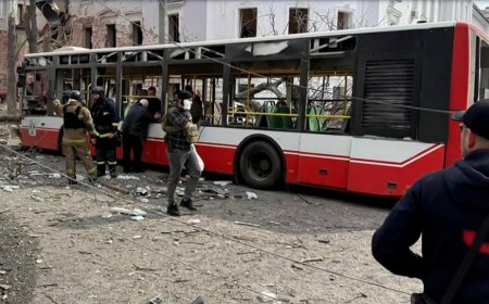 Rusya, Bayram Gününde Sumy'yi Vurdu: 32 Kişi Hayatını Kaybetti