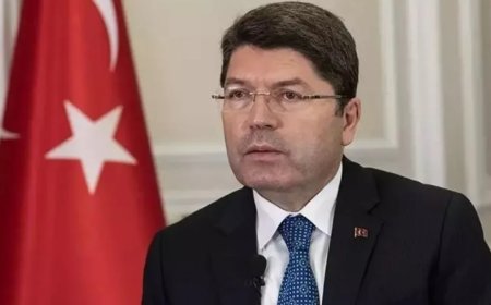 Adalet Bakanı Yılmaz Tunç Türk Milleti ile eğleniyor mu?