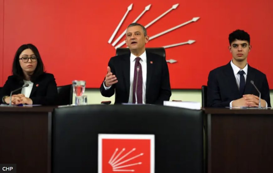 Özgür Özel, MYK Yapısını Büyük Ölçüde Korudu
