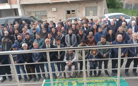 Uluköy’de  Bir Devir Kapanıyor, Zeynep Arabacı 92  Yaşında Hayatını Kaybetti