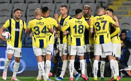 Fenerbahçe, Başakşehir’i 4-1 yenerek yarışa tutundu