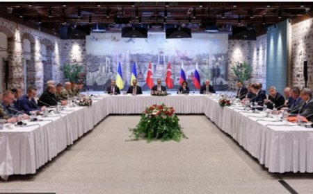 İstanbul’da Rusya-Ukrayna Barış Temasları: Üç Yıl Sonra İlk Yüz Yüze Görüşme