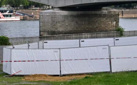 Köln'de Savaşın Gölgesi: 20 Binden Fazla Kişi Tahliye Ediliyor