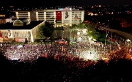 Reuters, CHP’nin Saraçhane Mitingini Canlı Yayınladı