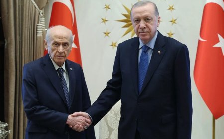 Erdoğan ile Bahçeli Sürpriz Zirvede Bir Araya Geldi
