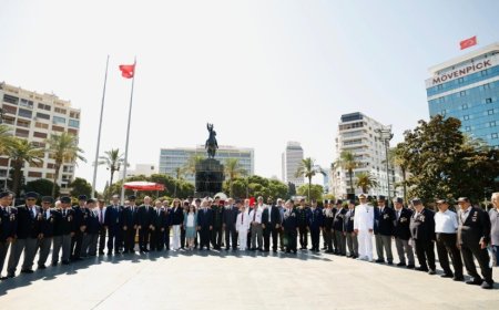 İzmir’de Kıbrıs Barış Harekâtı’nın 51. Yılı Gururla Kutlandı