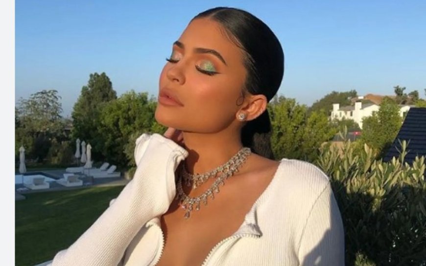 Kylie Jenner'dan İmparatorluğa: Güzellik Dünyasının En Genç Milyarderi