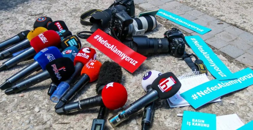 Sansüre Karşı Örgütlü Mücadele Çağrısı