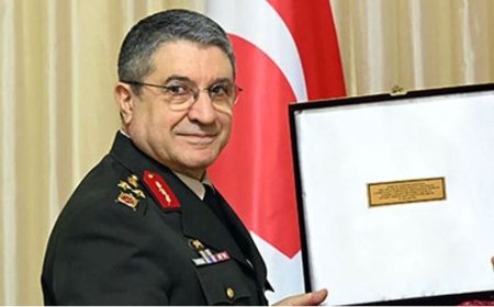 YAŞ Kararlarıyla Komuta Kademesi Değişti: Selçuk Bayraktaroğlu Yeni Genelkurmay Başkanı Oldu
