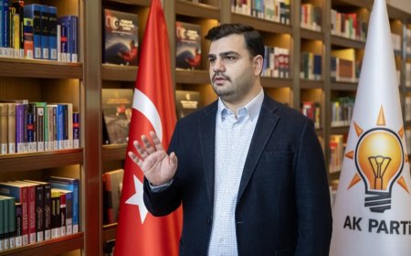 AK Partili İnan’dan iddialı çıkış:  Biz büyütüyoruz; CHP, Güzel İzmir’i çürütüyor, kokutuyor