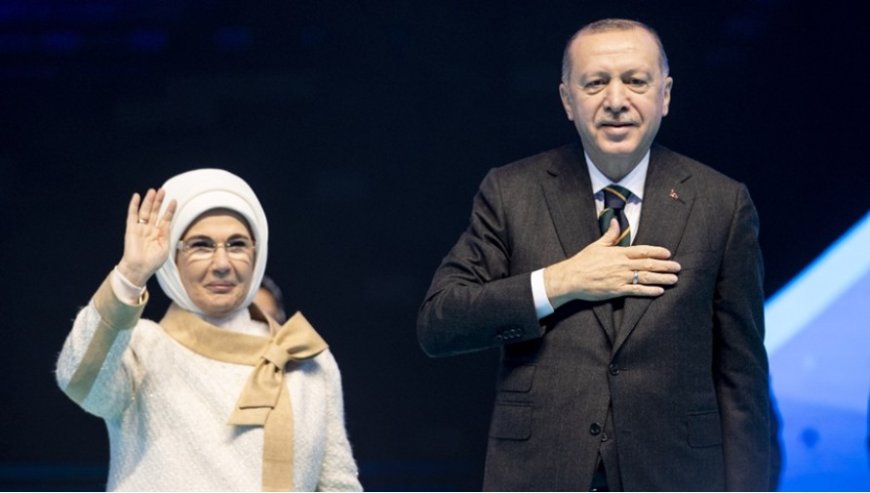 Erdoğan'ın Usta Satranç Oyunu: 2017 Referandumu Hamlesi ve Siyasi Gelecek