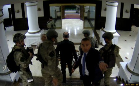 Genelkurmay Çatı Davası'nda Sarsıcı İddialar: Akar’ın Başdanışmanı  FETÖ Değil, Komutanımın Emriyle Yaptım Dedi