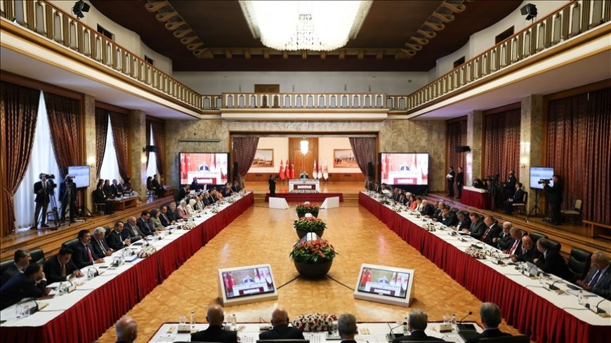 TBMM Komisyonu'ndan tarihi İmralı kararı: Heyet gidiyor, CHP salonu terk etti