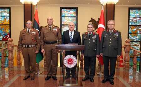 Libya Genelkurmay Başkanı Ankara'da uçak kazasında öldü