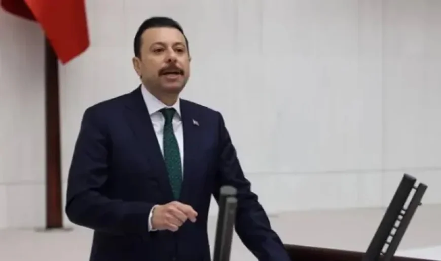 AK Partili Kaya'dan 'sarı kazık' tepkisi: Park yeri vatandaşa yasak