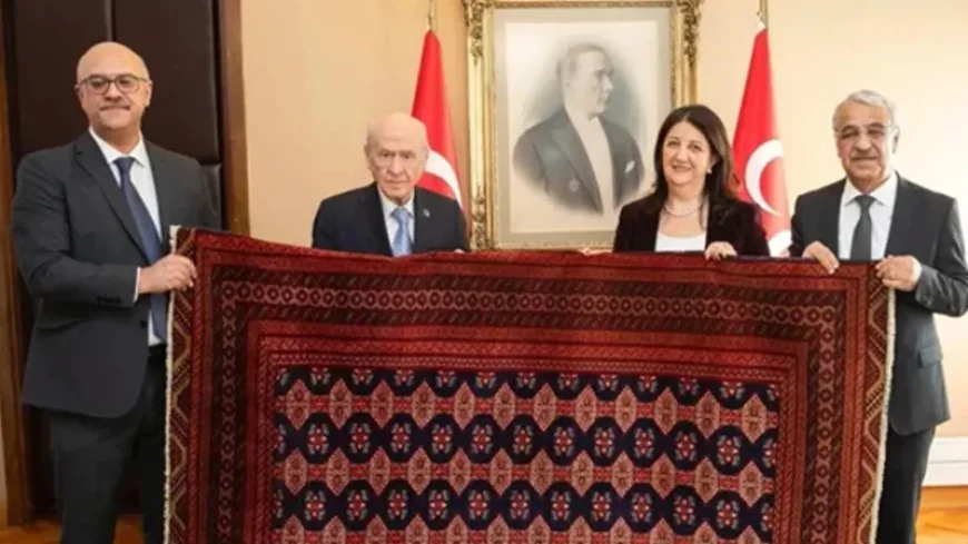 İmralı tutanaklarında 60 sayfadan 4 sayfaya: Kilim tartışması