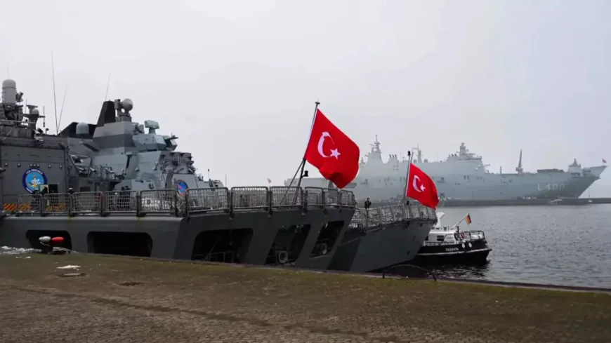 Türk donanması Steadfast Dart 26 tatbikatında odak noktası oldu