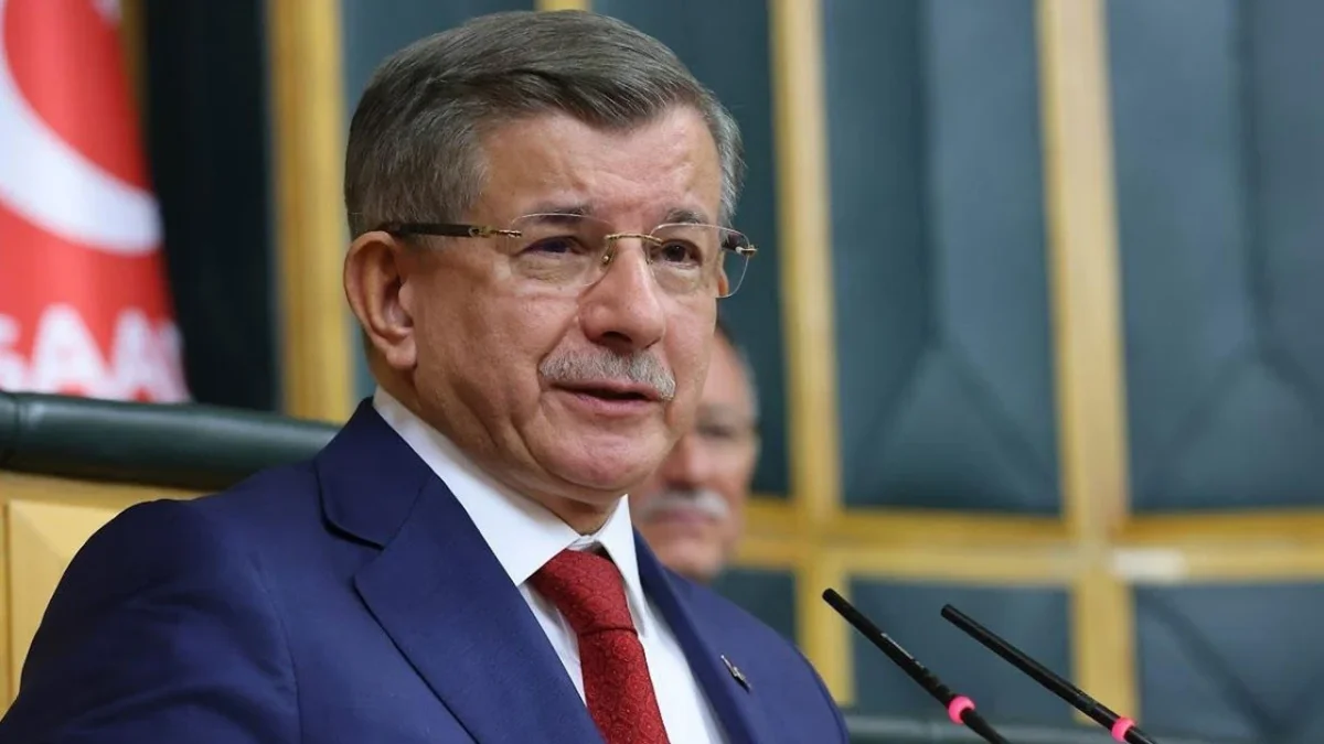 Ankara’da Davutoğlu-Akış gerilimi sert açıklamalarla büyüdü