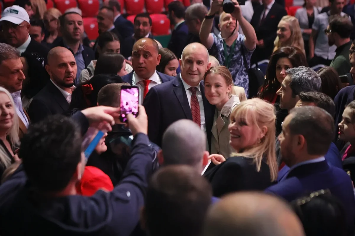 Rumen Radev Bulgaristan’da başbakanlık görevini üstlendi