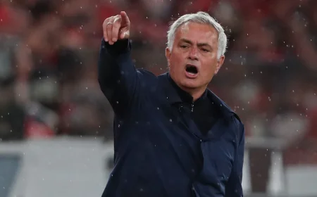 Jose Mourinho Benfica’dan teklif aldığını açıkladı