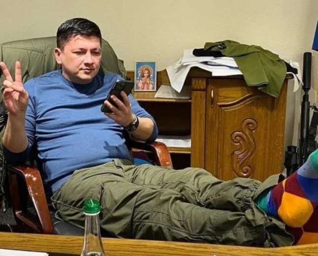 Vitali Kim’in fotoğrafı Ukrayna’da moral sembolüne dönüştü