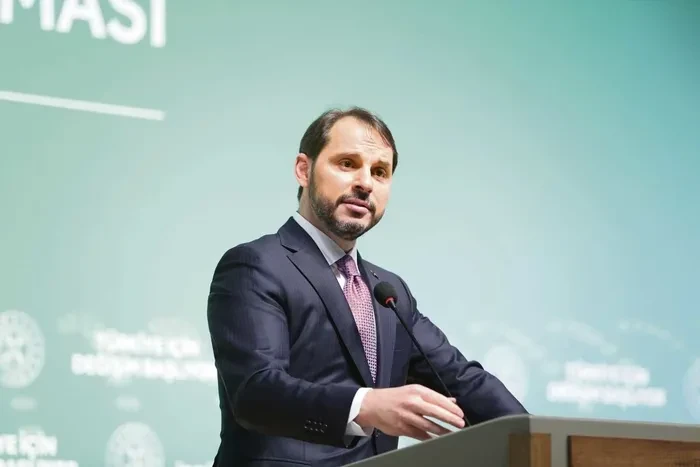 Berat Albayrak'tan Özür Dilemek, Siyasi Ahlakın Gereğidir!